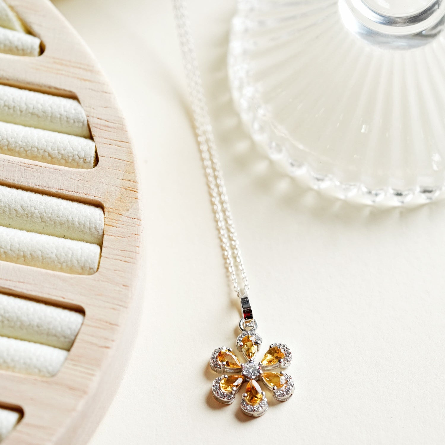 Pendant/ Pendant chains