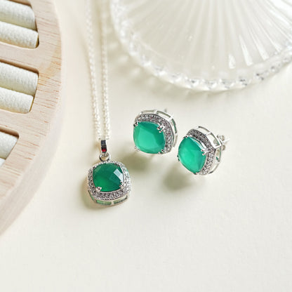 Blissful Natural Green onyx Pendant and Earrings Set