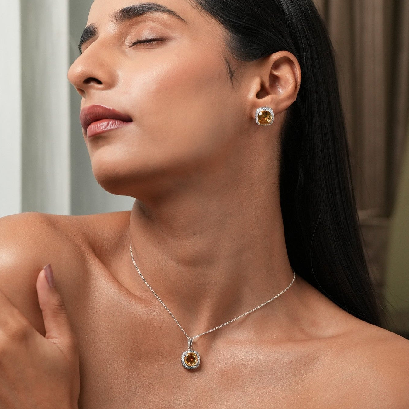 Blissful Natural Citrine Pendant and Earrings Set