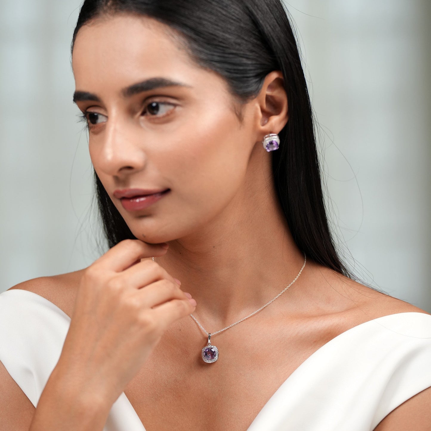 Blissful 925 Silver Amethyst Pendant And Earrings Set