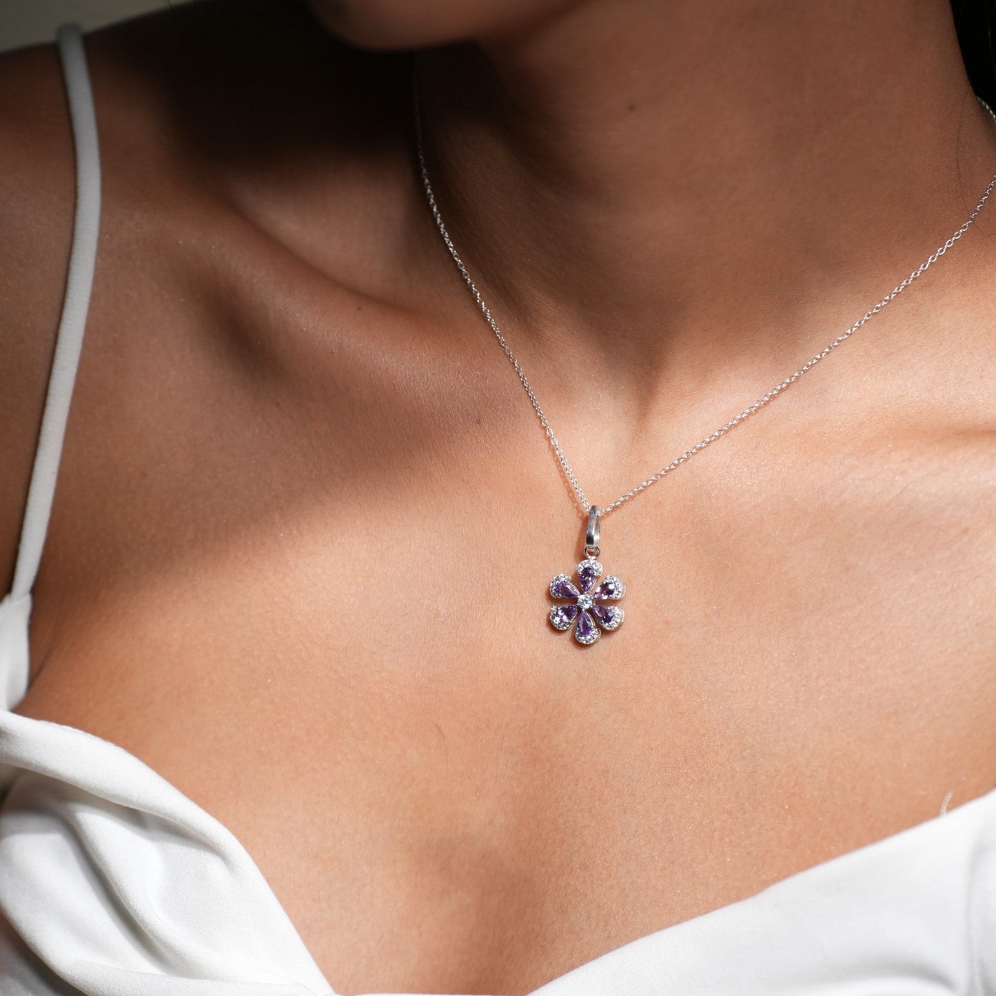 Sol 925 Sterling Silver Amethyst Pendant and Earring Set