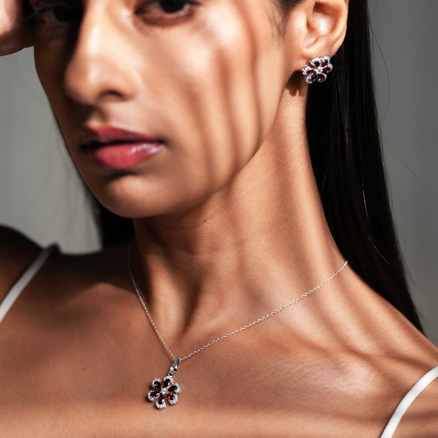 Sol Natural Garnet Pendant and Earring Set