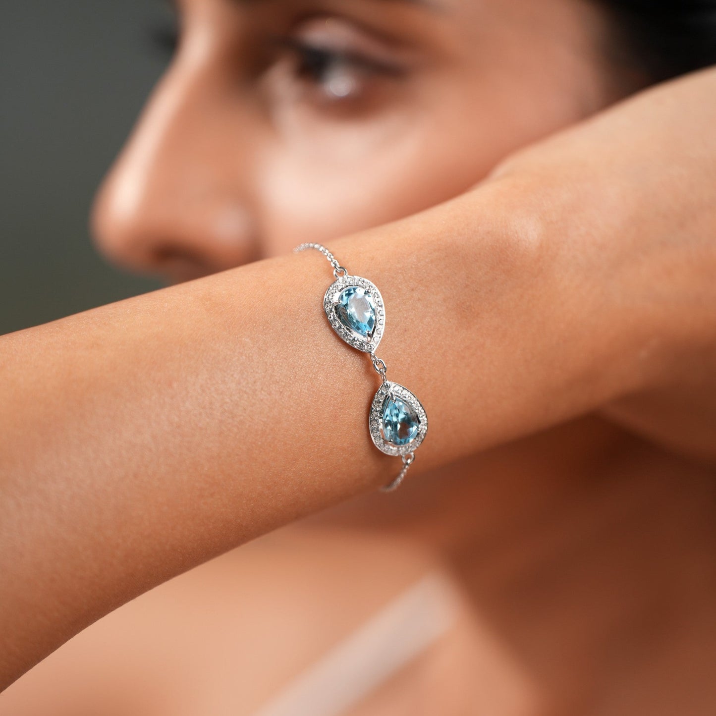 Eternal Tie Pear of joy Sky Blue Topaz Bracelet