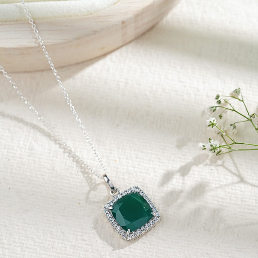 Halo Box Green Onyx Pendant with Chain