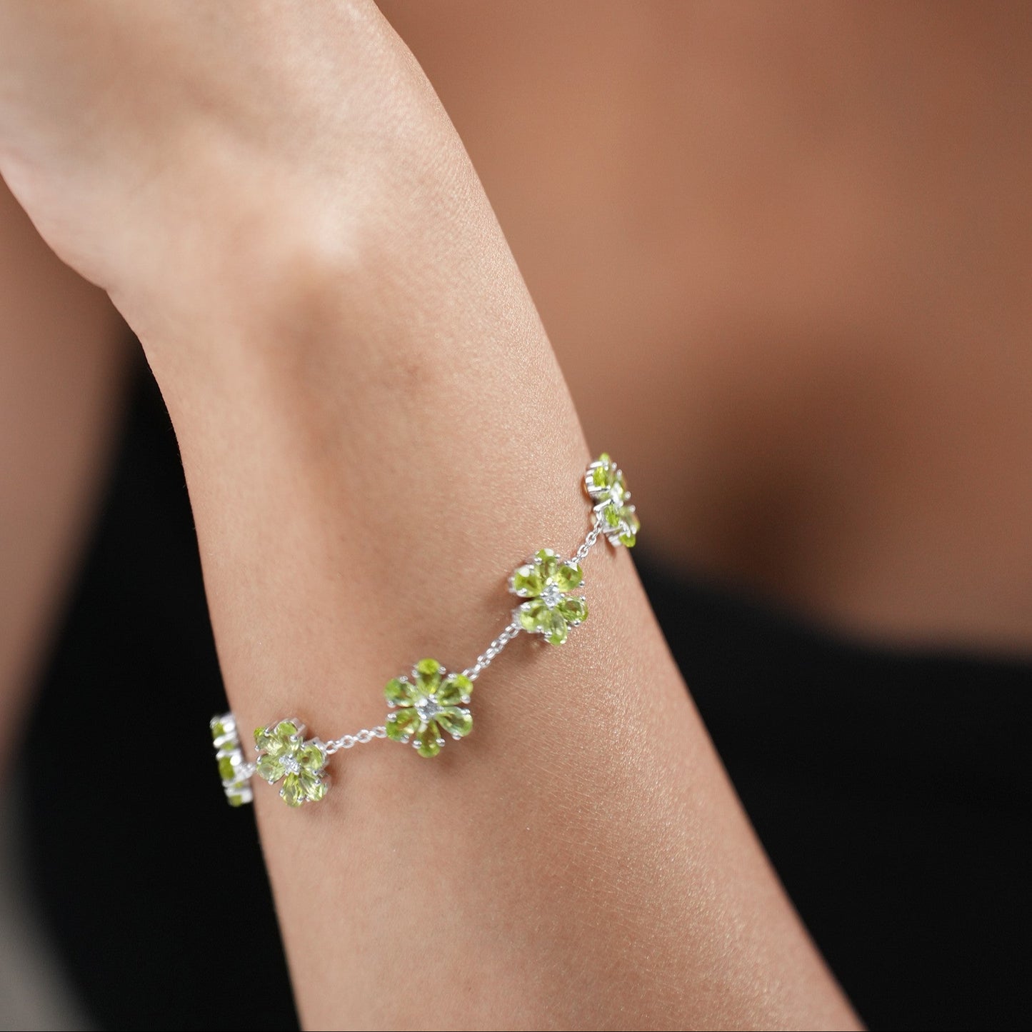 Bloom Natural Peridot Bracelet