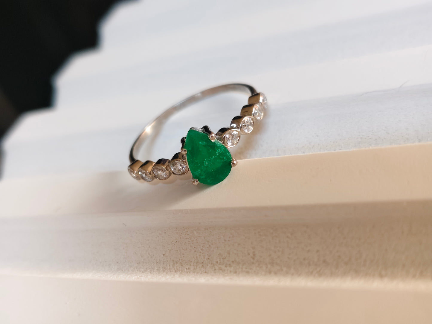 Dewdrop Muse Emerald Ring