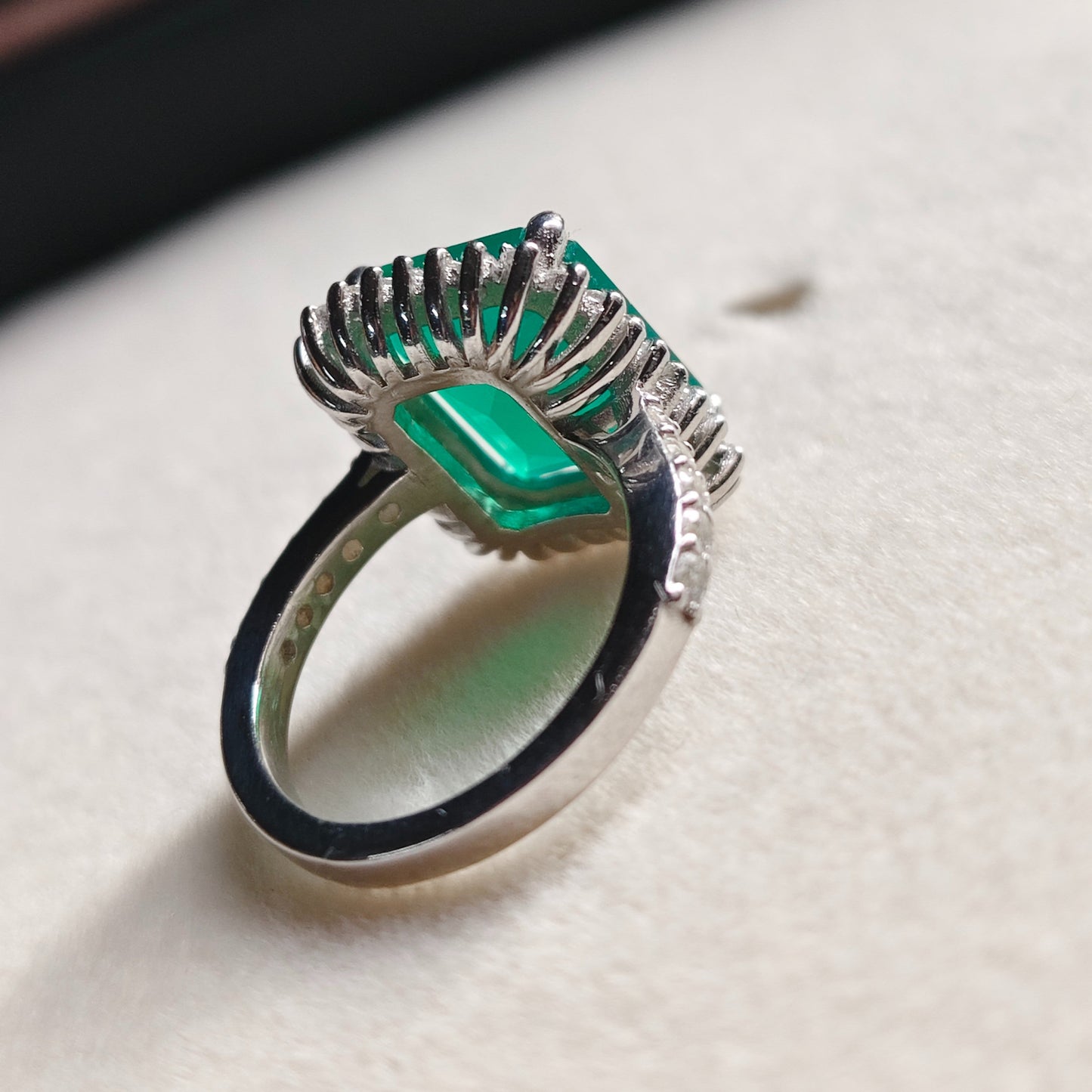 Emera Natural Emerald Ring