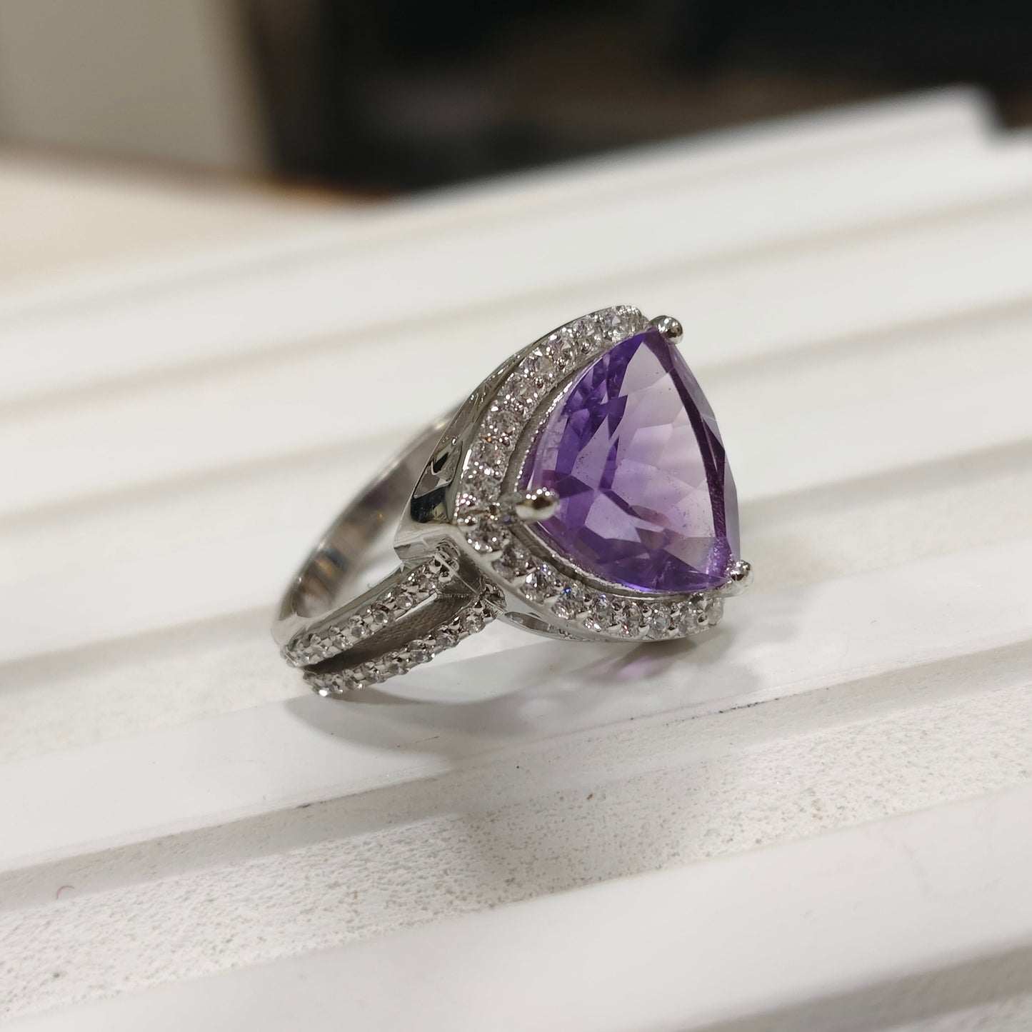 Trion Natural Amethyst Ring