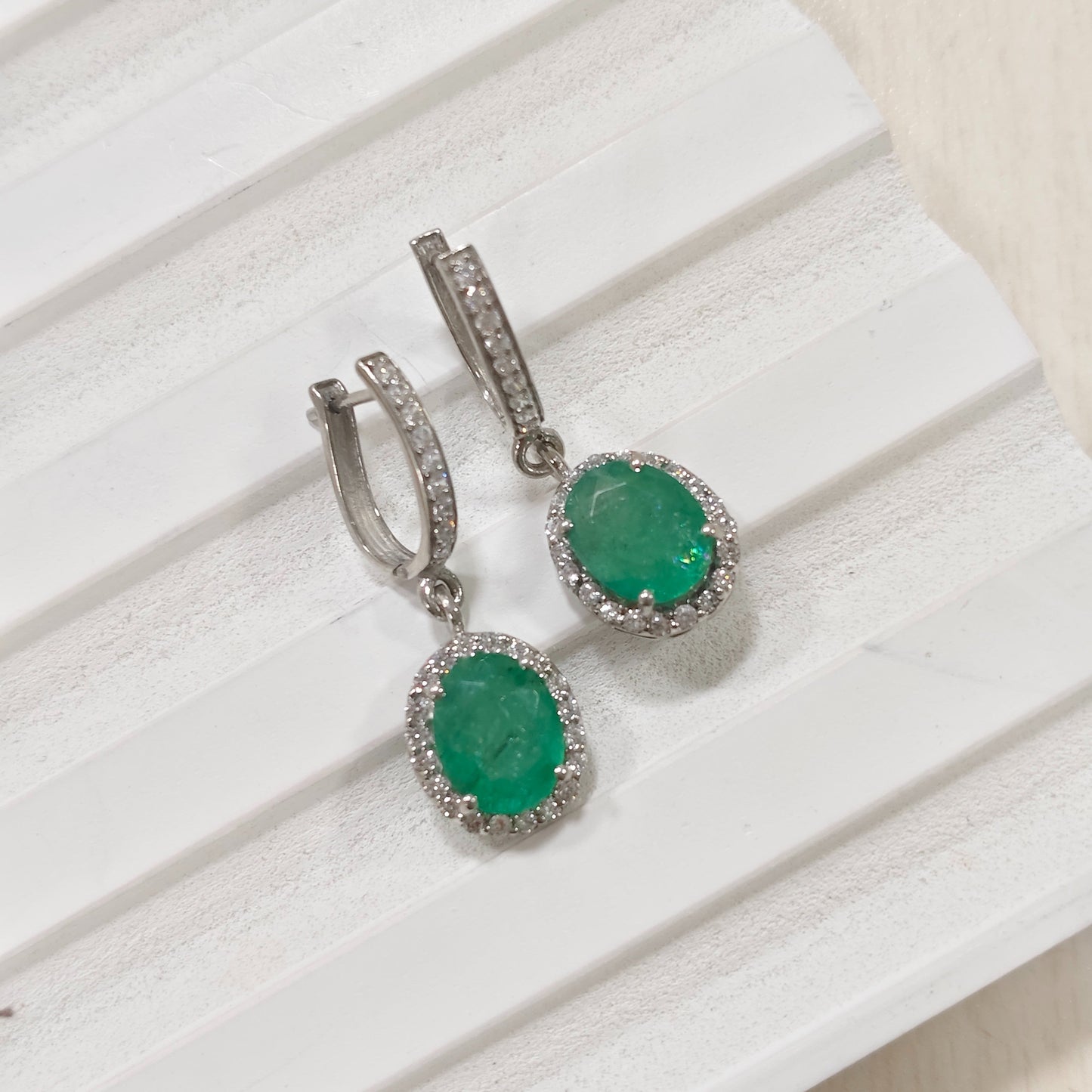 Ovelyn Natural Emerald Drop Earrings