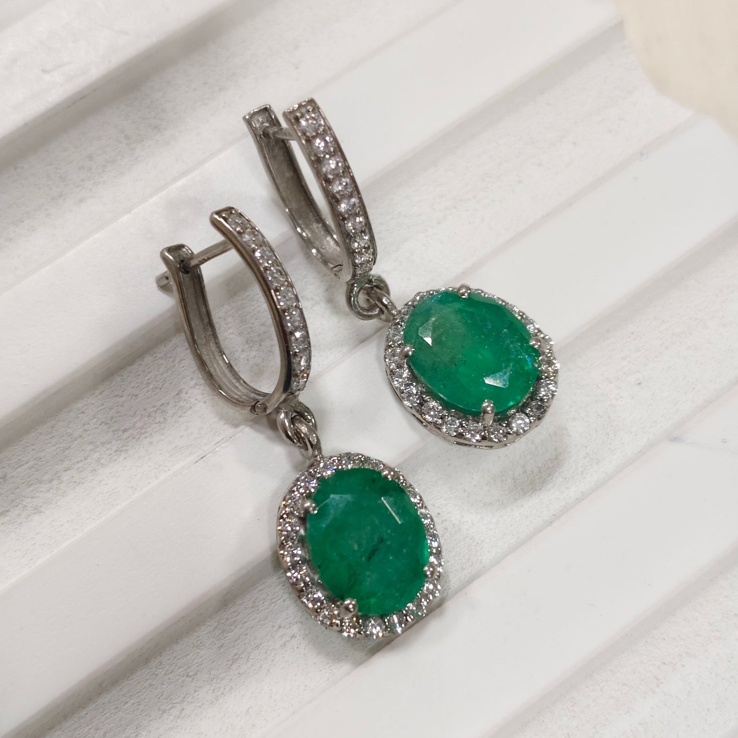 Ovelyn Natural Emerald Drop Earrings