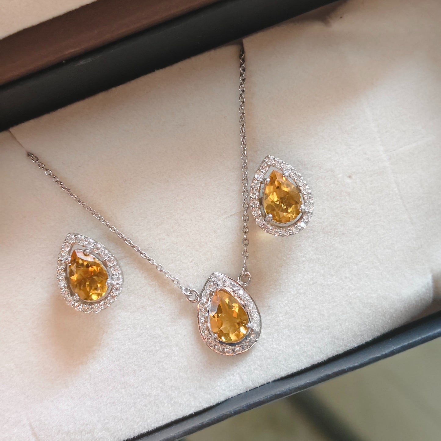 Pear of joy Citrine Pendant and Earring Set