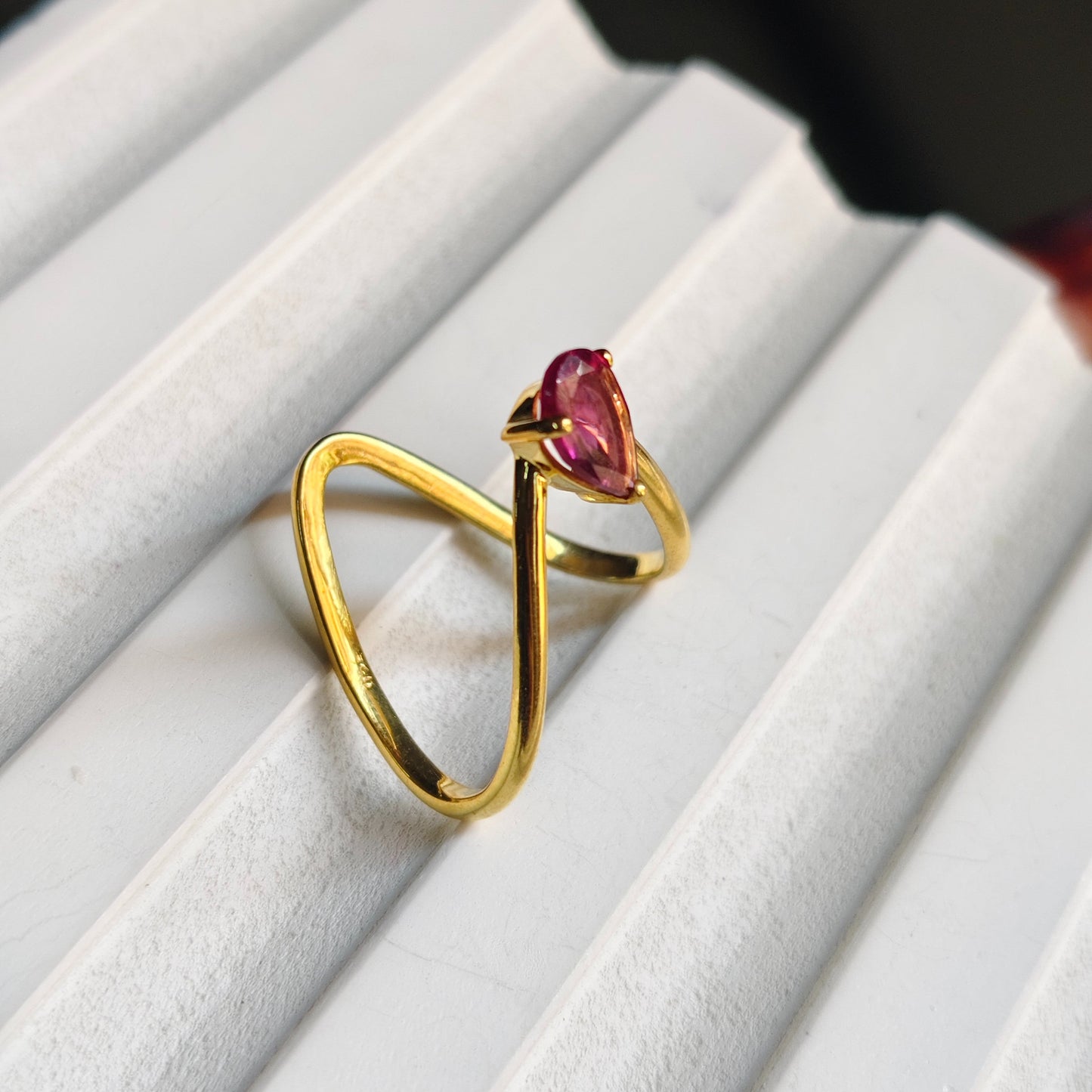 Vanki ring in pink tourmaline