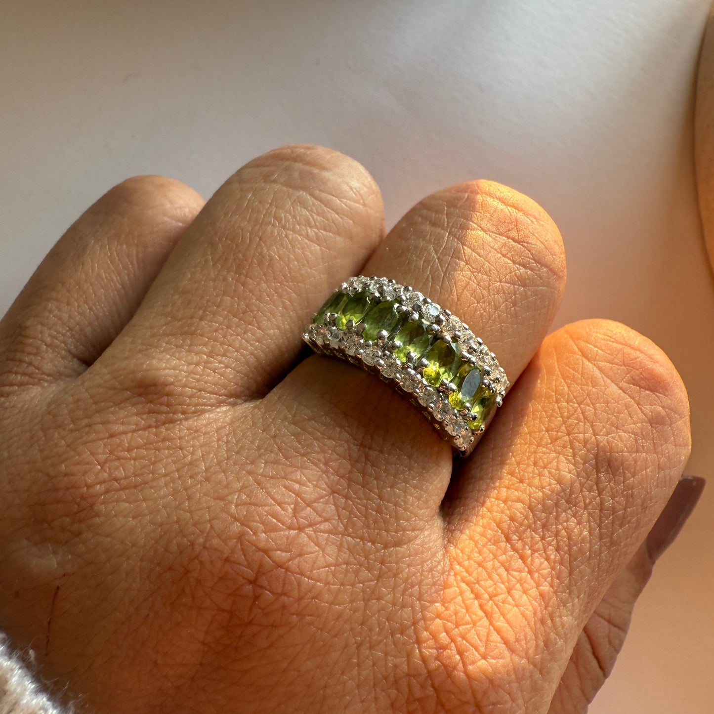Twinkling Peridot Silver Ring