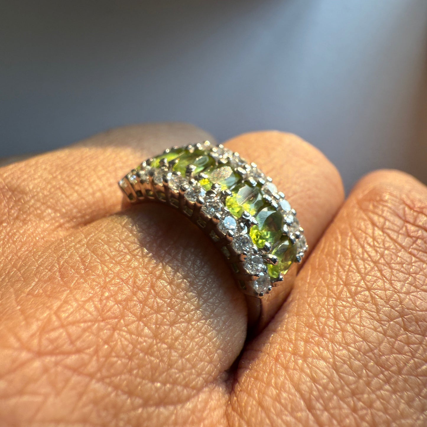Twinkling Peridot Silver Ring