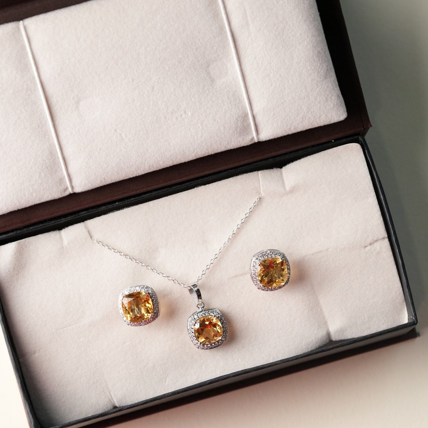 Blissful Natural Citrine Pendant and Earrings Set