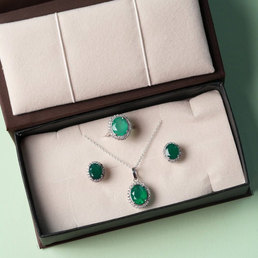Oval Green Onyx 925 Sterling Silver Jewelry Set