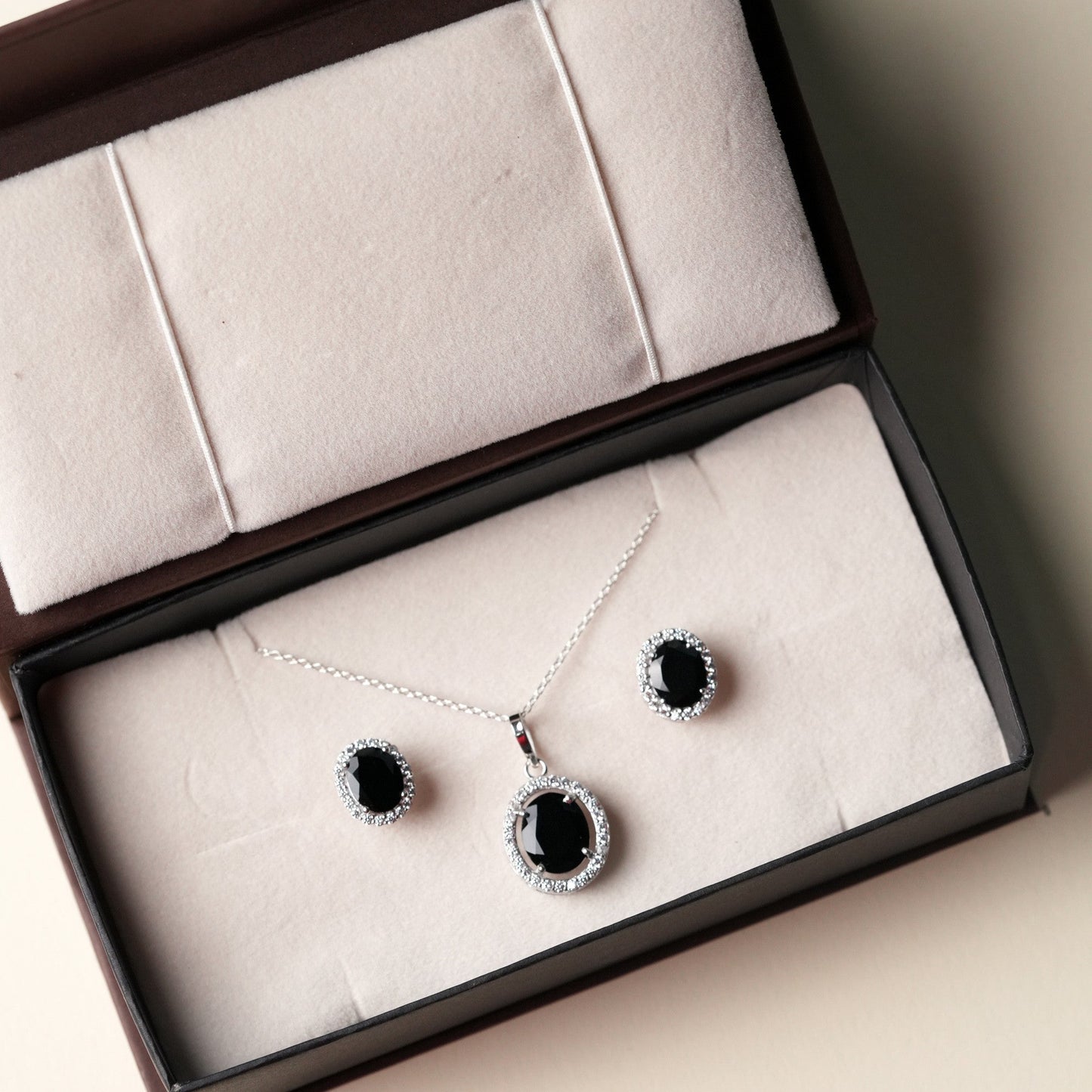 Oval Statement Natural Black onyx Pendant and Earring Set