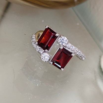 Duora Garnet Ring