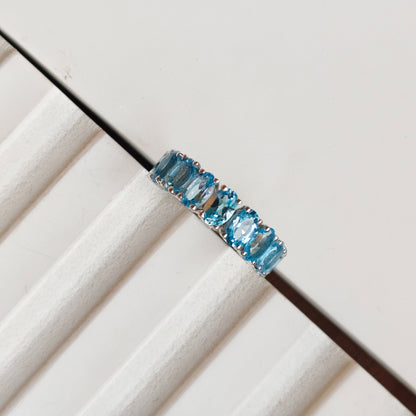 Graceful Curve Swiss Blue Topaz Ring