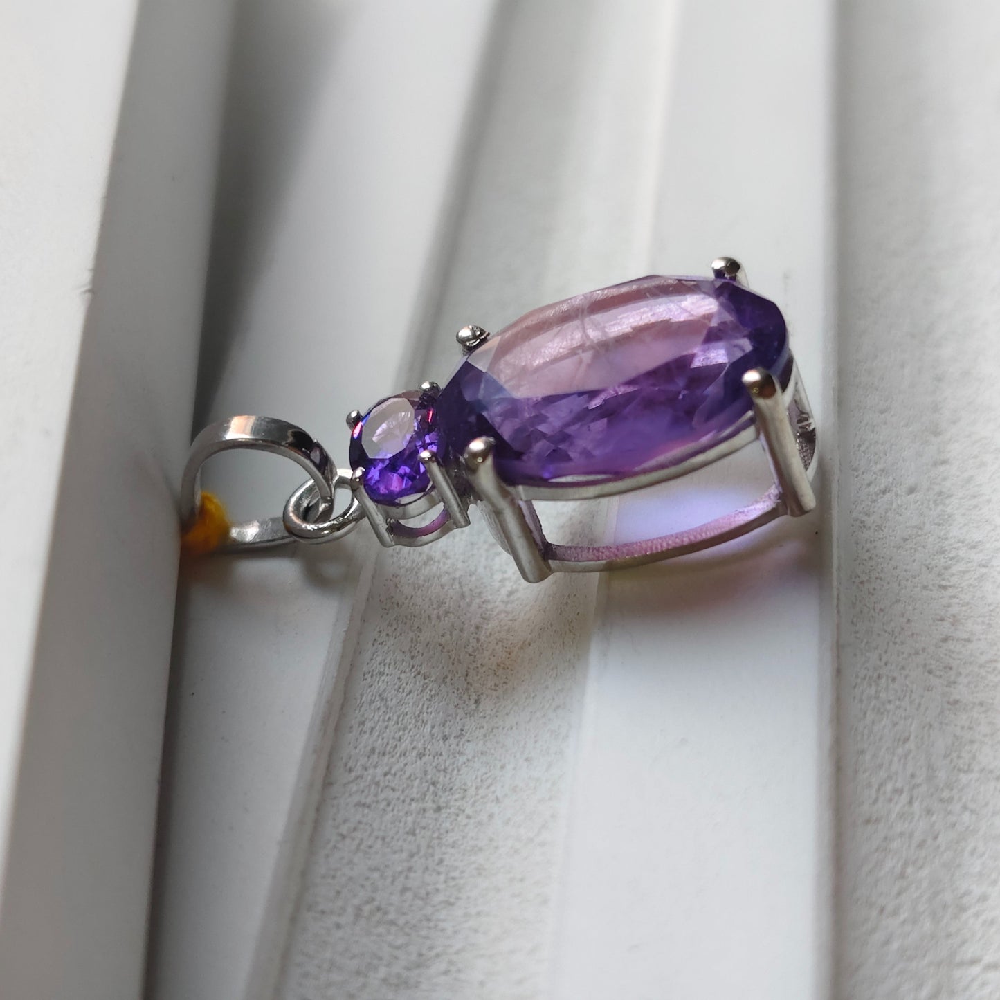 Dual Glow Natural Amethyst pendant with Chain