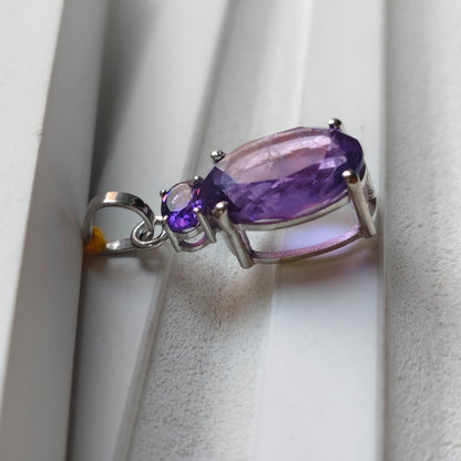 Dual Glow Natural Amethyst pendant with Chain