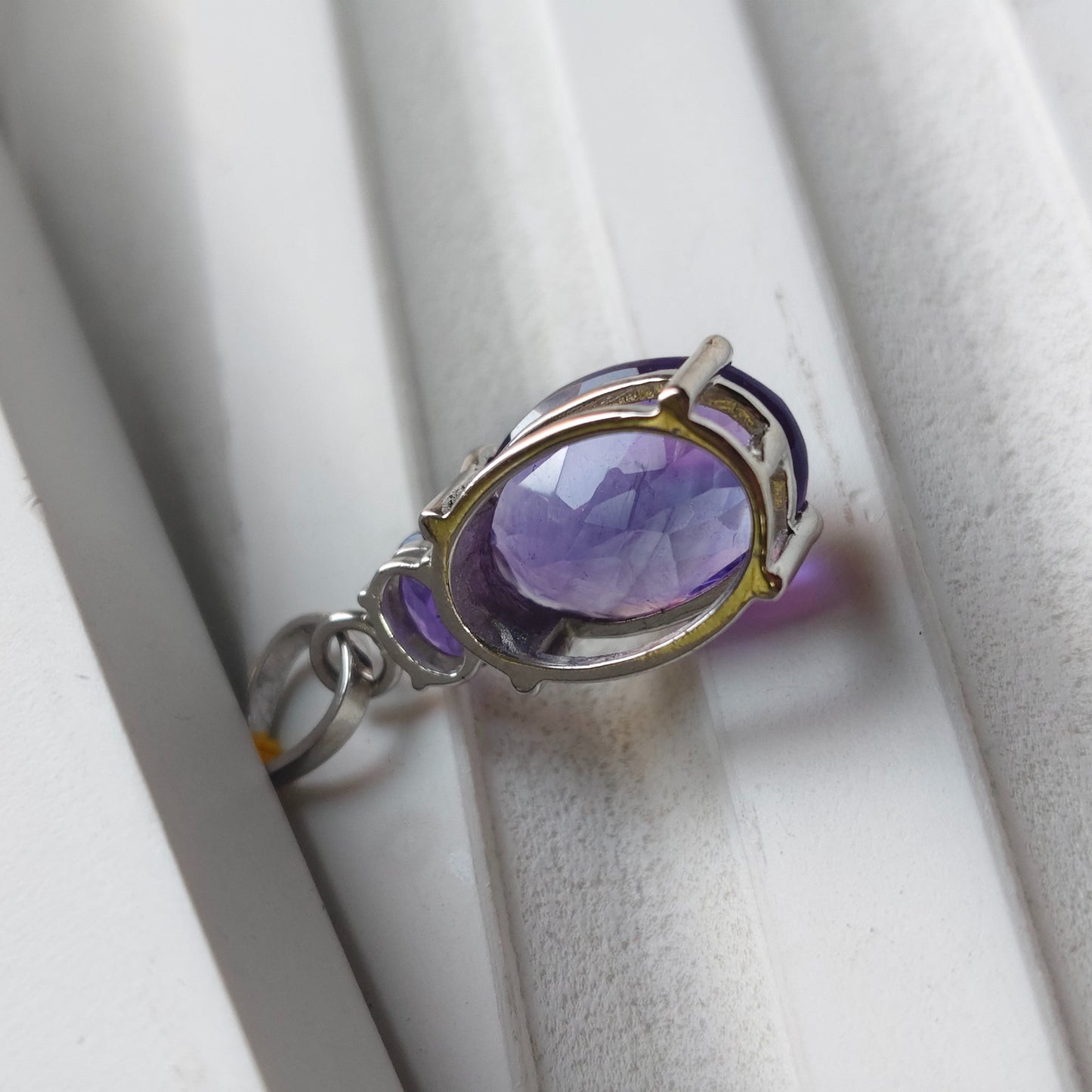 Dual Glow Natural Amethyst pendant with Chain