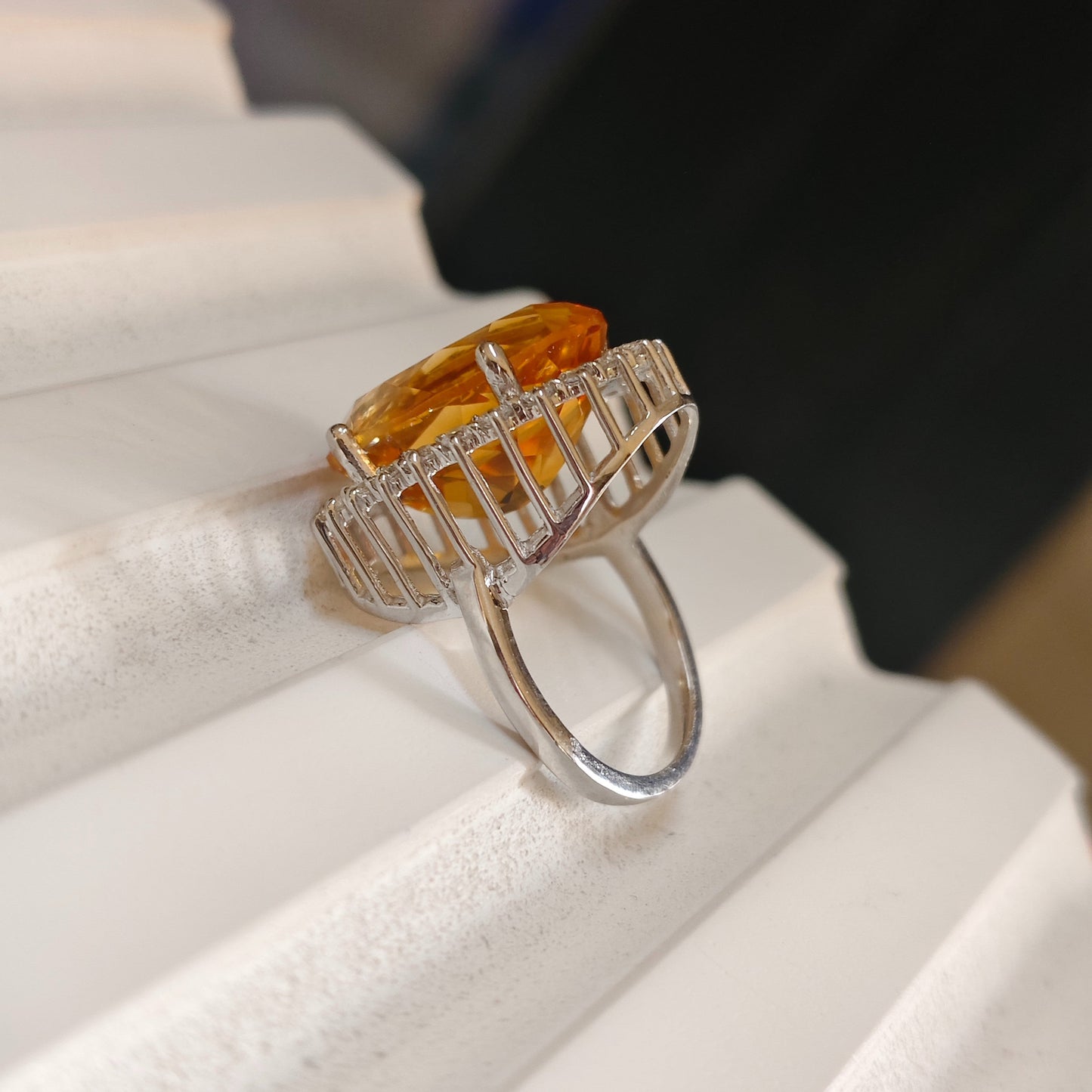 9 Carats Natural Citrine Ring