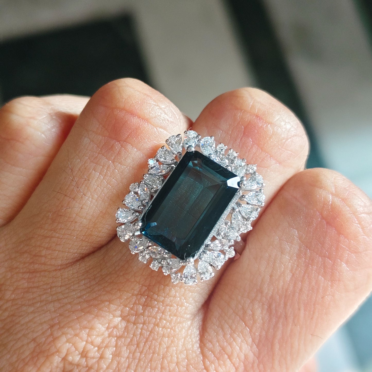 Halo Majesty London Blue Topaz Ring