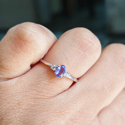 VertiOval Natural Tanzanite Silver Ring