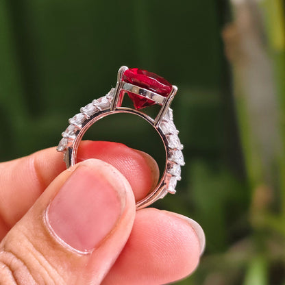 Crimson 7 carats Natural Garnet Ring