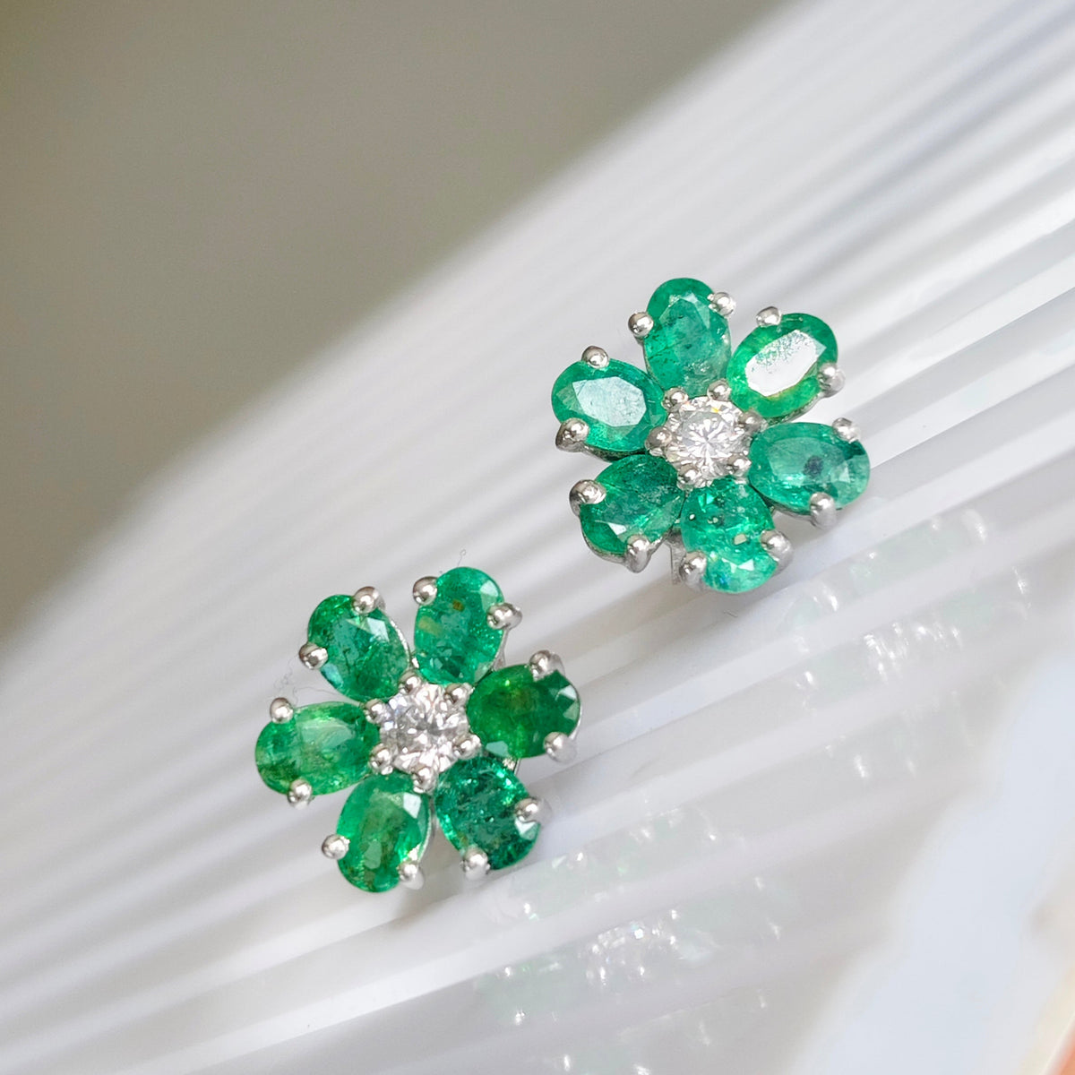 'Bloom' Emerald 925 Silver Studs