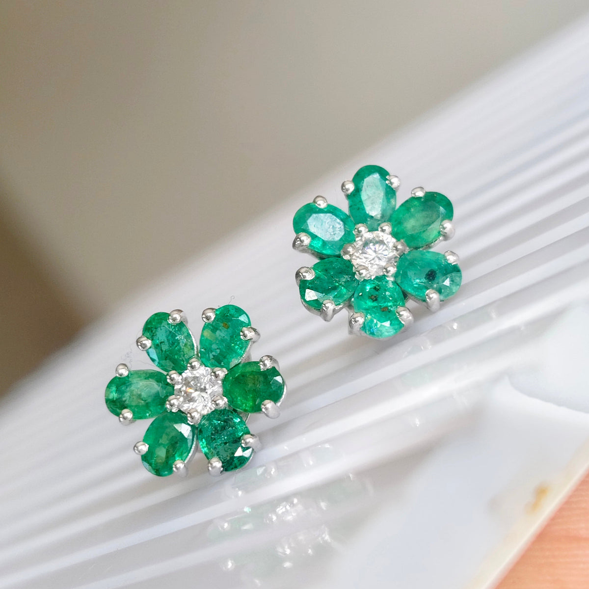 'Bloom' Emerald 925 Silver Studs