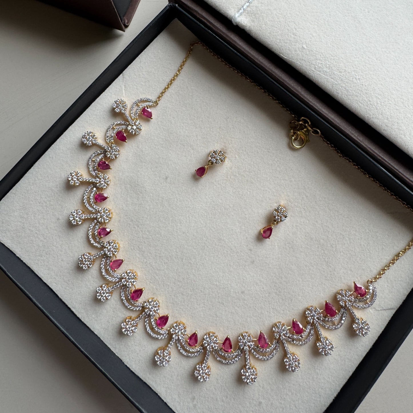 ‘Noor’ - The ruby necklace with earrings