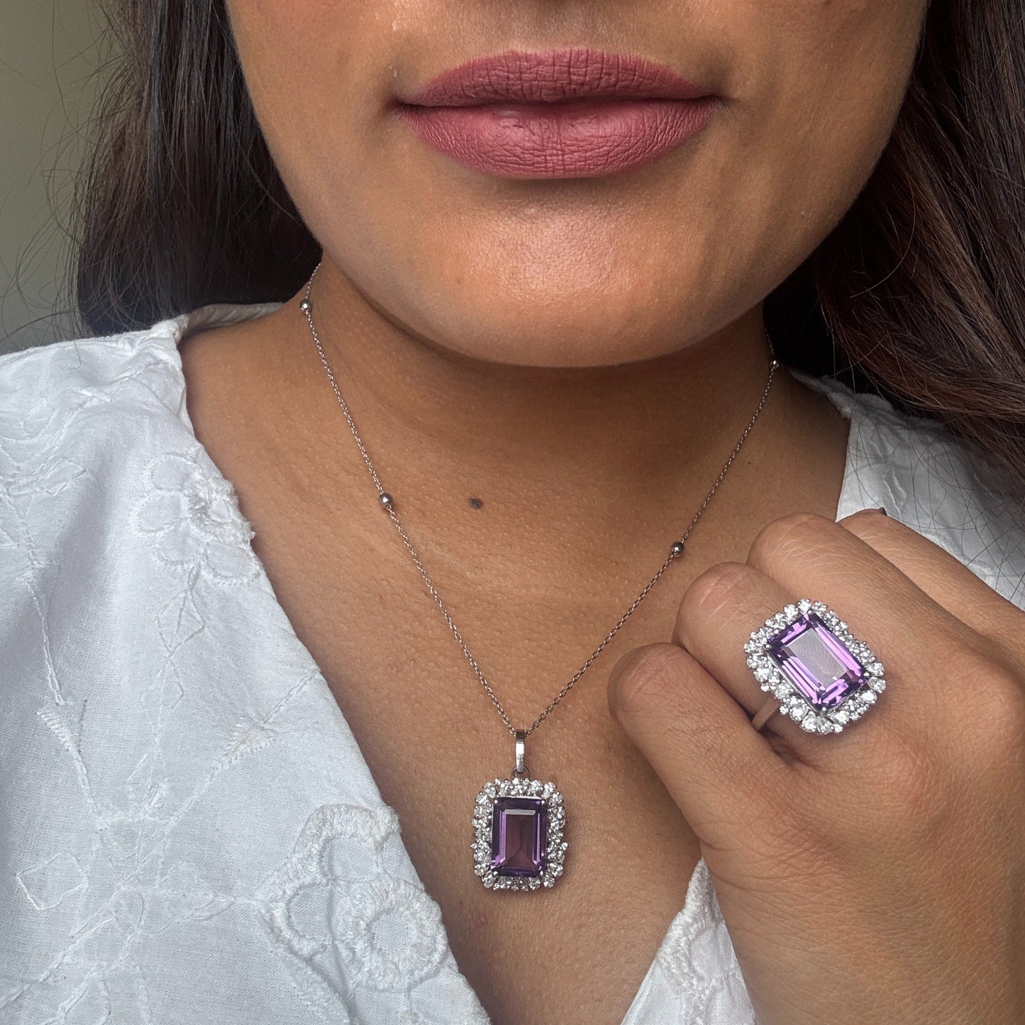 18 Carats Natural Amethyst Ring And Pendant Set