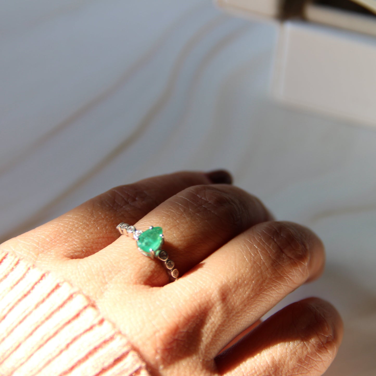 Dewdrop Muse Emerald Ring