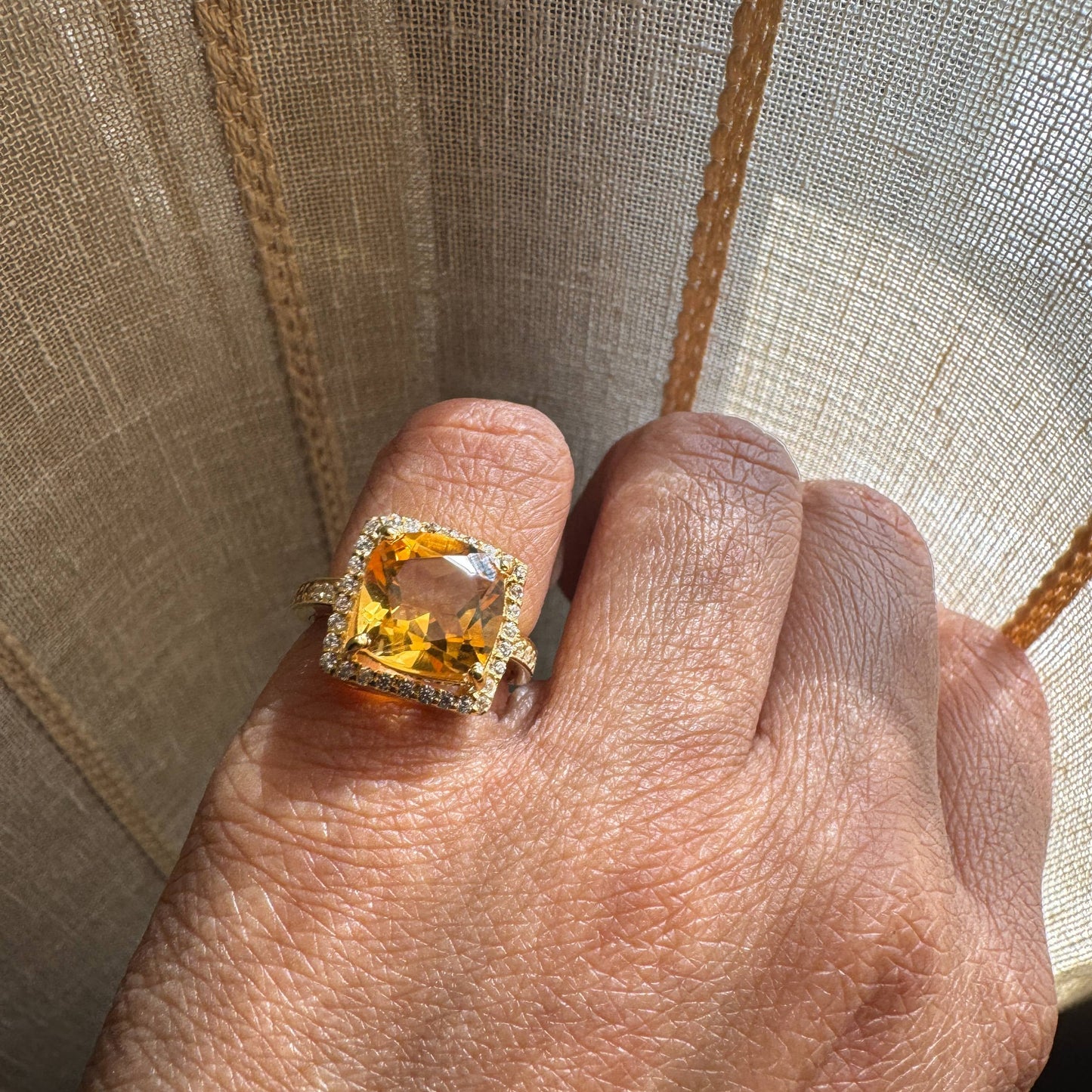 Cubo Citrine Ring
