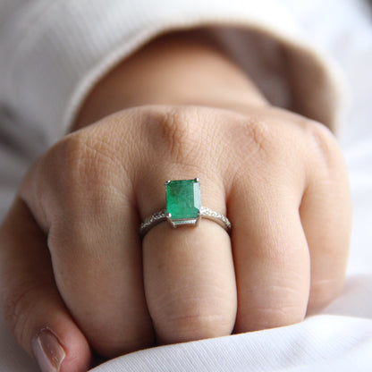 Modern Muse Natural Emerald Ring