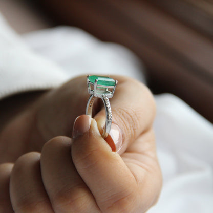 Modern Muse Natural Emerald Ring