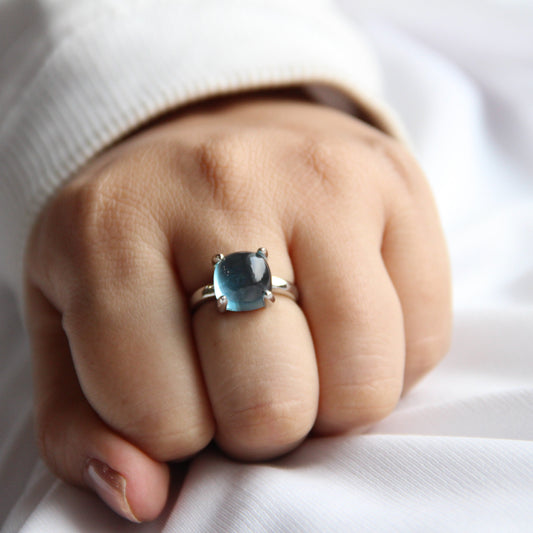 Sugarloaf Swiss Blue Topaz Gemstone Ring