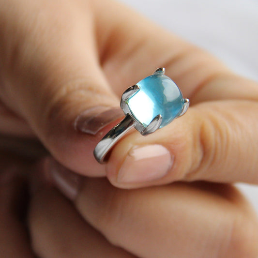 Sugarloaf Swiss Blue Topaz Gemstone Ring