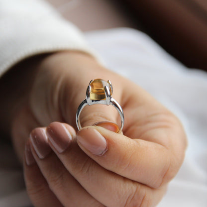 Sugarloaf Citrine Gemstone Ring