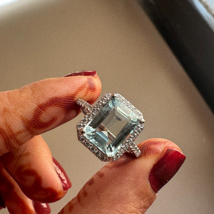 Skylite Natural Aquamarine Ring
