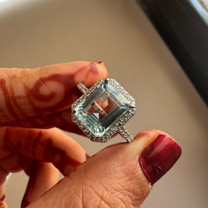 Skylite Natural Aquamarine Ring