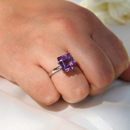 Purplette Square Amethyst Silver Ring