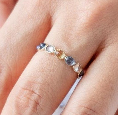 Solo Shine Multi Sapphire Gold Ring