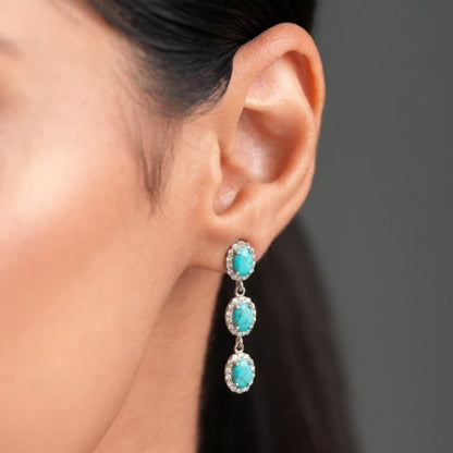 Gemlet Turquoise Necklace With Earrings